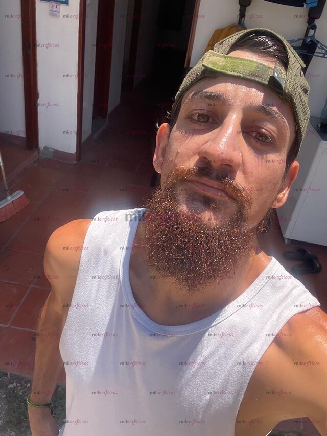 FOTOS DE GABRIEL, ABOGADO, VARONIL, EDUCADO Y COMPLACIENTE. COLOMBIANO DE MEDELLÍN, 1.75