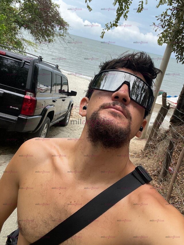 FOTOS DE GABRIEL, ABOGADO, VARONIL, EDUCADO Y COMPLACIENTE. COLOMBIANO DE MEDELLÍN, 1.75