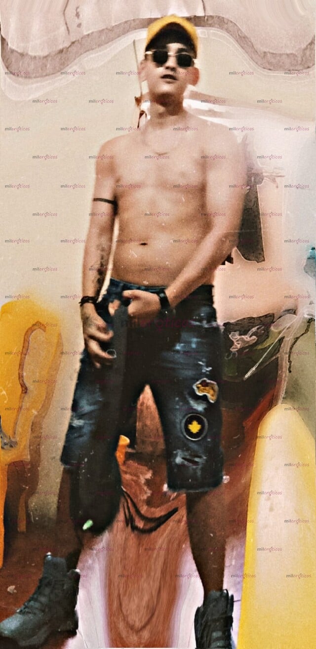 FOTOS DE MODELO JOVEN ATLETICO VERGON PARTE CULOS