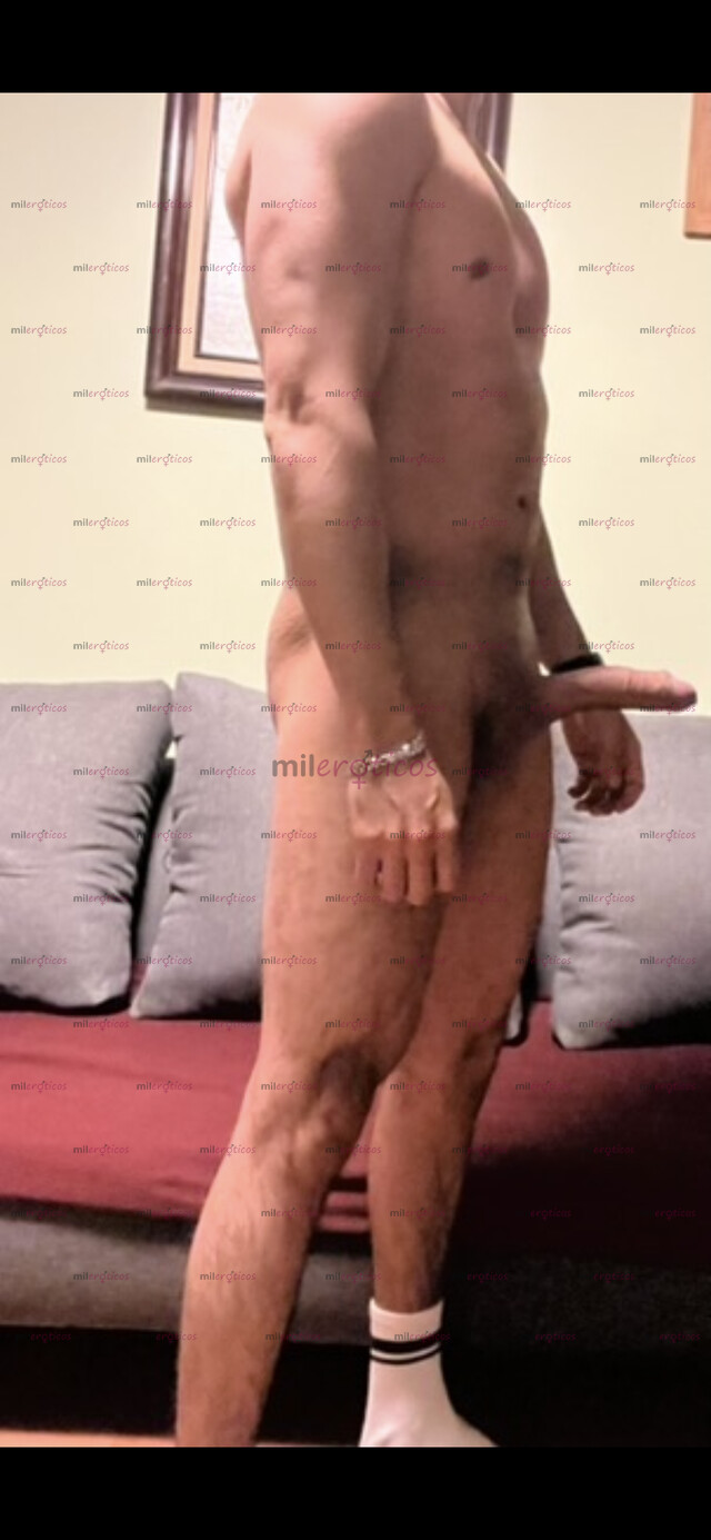 FOTOS DE JOVEN EXTRANJERO DOTADO 22 CM DE VERGA VEN Y PRUÉBAME