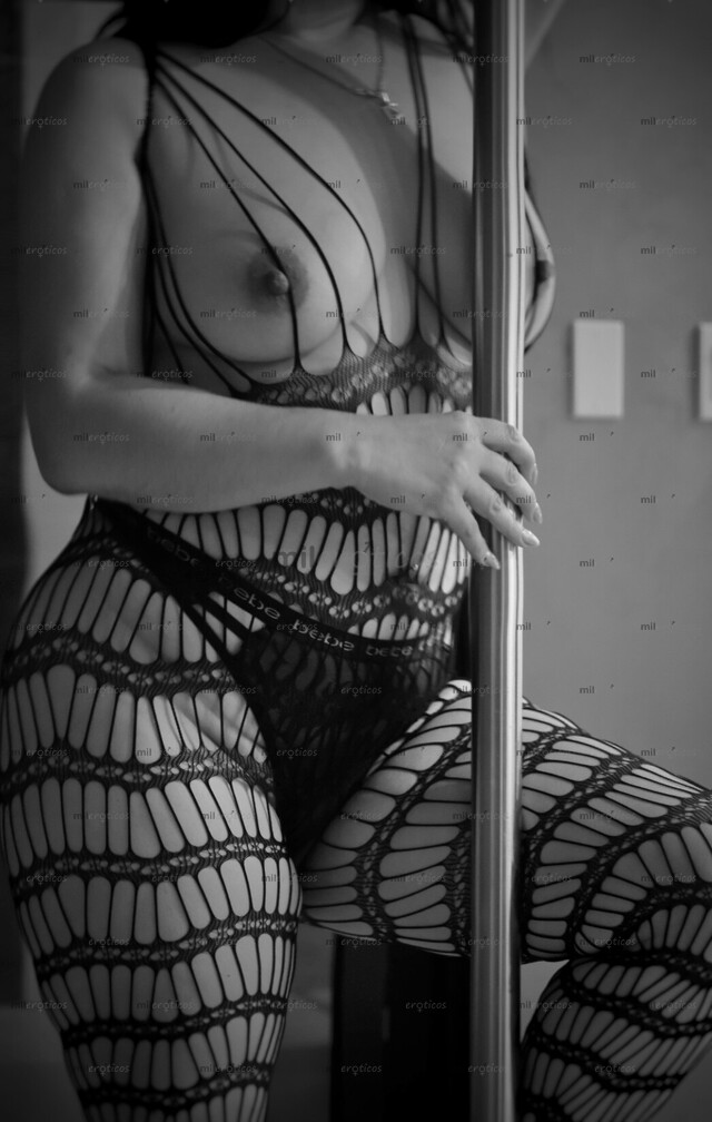 FOTOS DE RENATA 21 AÑOS, MASAJISTA PROFESIONAL INCLUYE MUCHAS SORPRESAS MI SERVICIO