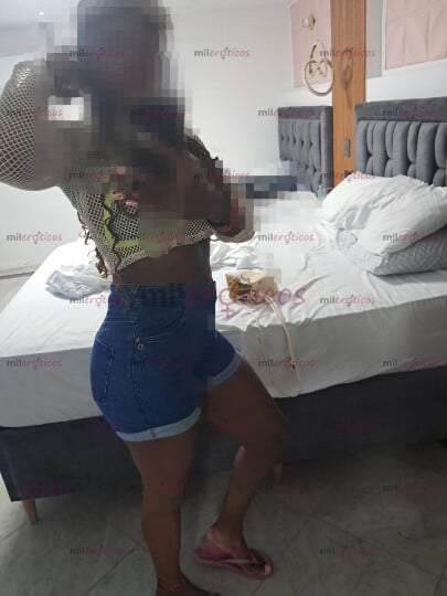 FOTOS DE HOLA MIS AMORES SOY UNA VETERANA AFROCOLOMBIANA CON GANAS DE COMPLACERTE