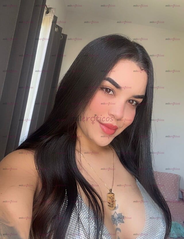 FOTOS DE TOMAME RICO SIENTE COMO TE MONTO Y ME LA METES COMPLETA... SOY UNA BOMBA MARIA
