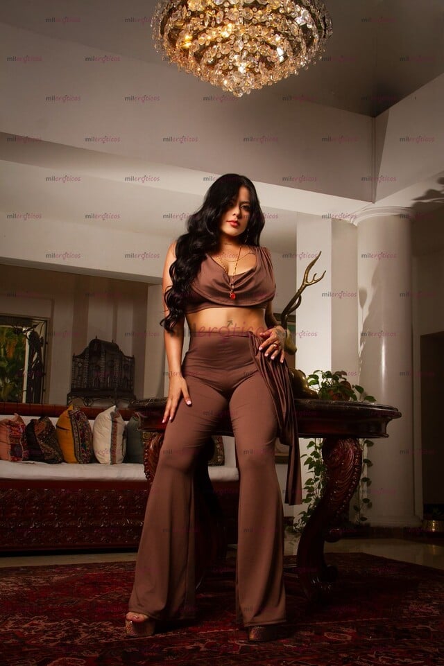 FOTOS DE HERMOSA DULCE COMPLACIENTE ERÓTICA Y MUY COMPLACIENTE