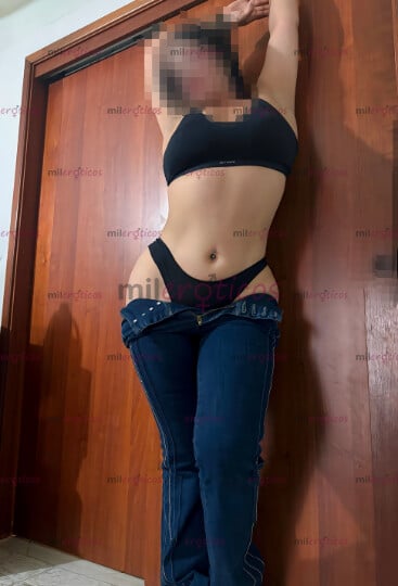 FOTOS DE APASIONADA DIVINA Y CON UNAS CADERAS PARA QUE AGARRES FUERTE ... SERE TU SUEÑO .