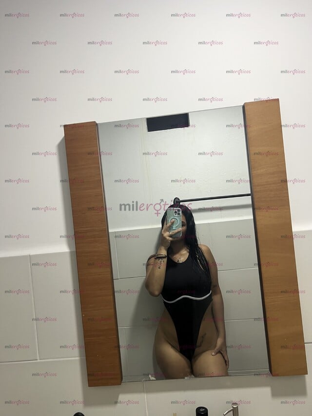FOTOS DE LINDA TRIGUEÑA CON CURVAS NATURALES DE 20 AÑOS MUY PÍCARA, EDUCADA Y SEXY