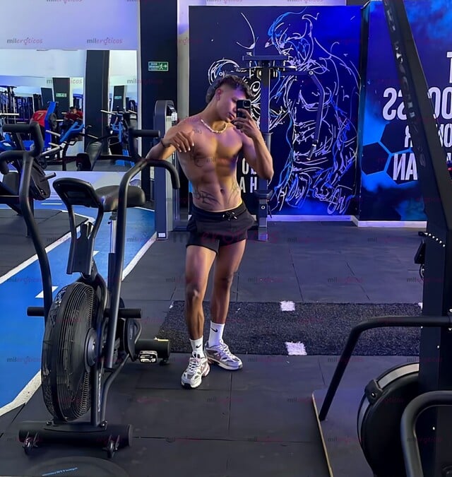 FOTOS DE CHICO APUESTO Y EXCLUSIVO EN TU CIUDAD . VERSÁTIL COMPLACIENTE