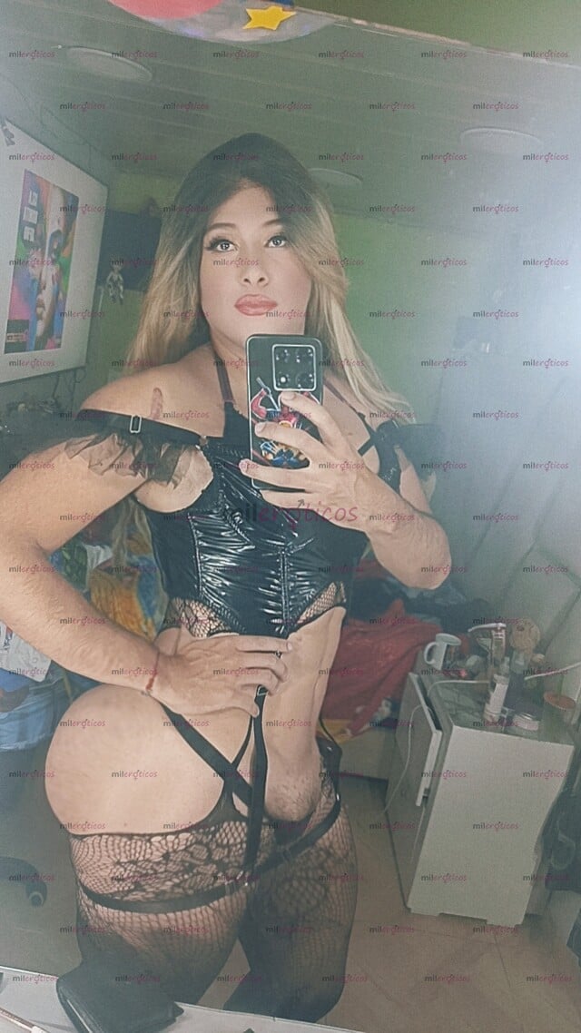 FOTOS DE BESOS CARICIAS MORBO TRATO DE PAREJA UN EXCELENTE SERVICIO