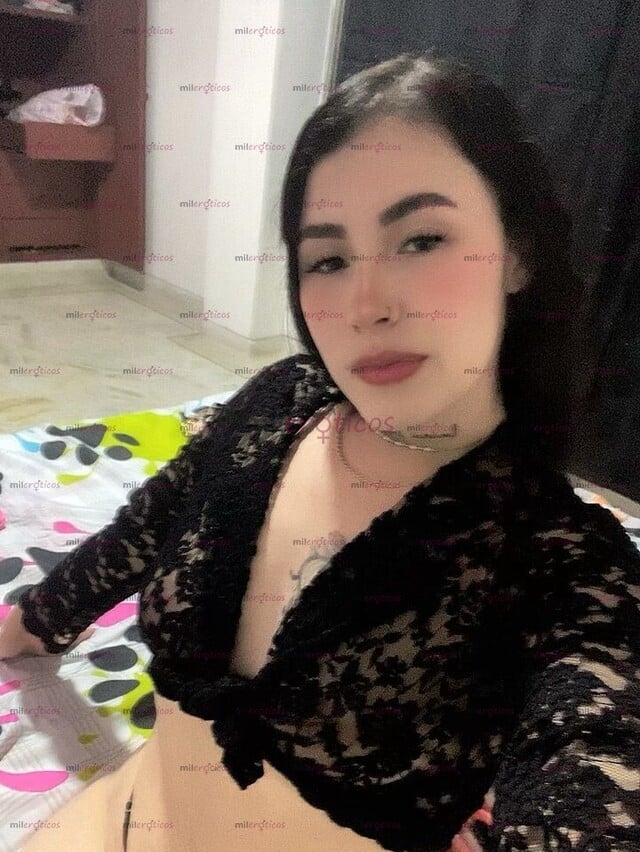 FOTOS DE TATIANA, PAISITA HERMOSA DE CUERPO DIVINO CON UN TRATO DE NOVIOS