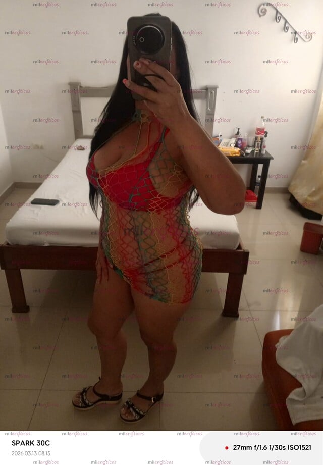 FOTOS DE TE HAGO LA PAJA RUSA Y ME ECHAS TODA TU LECHE DE MIS TETAS
