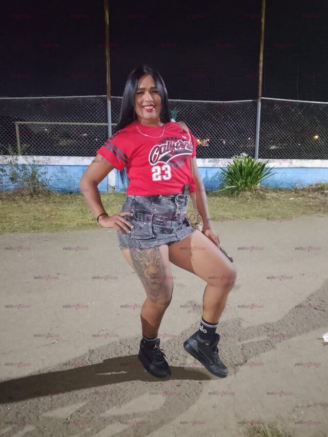 FOTOS DE HERMOSA MORENA CUERPO VOLUMINOSO DISPUESTA A COMPLACERTE