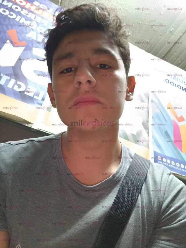 FOTOS DE SUBMISSIVE GAY SLUT BOTTOM. BREEDABLE BBK WHORE. COCK SUCKER LATIN GOONER FAGGOT