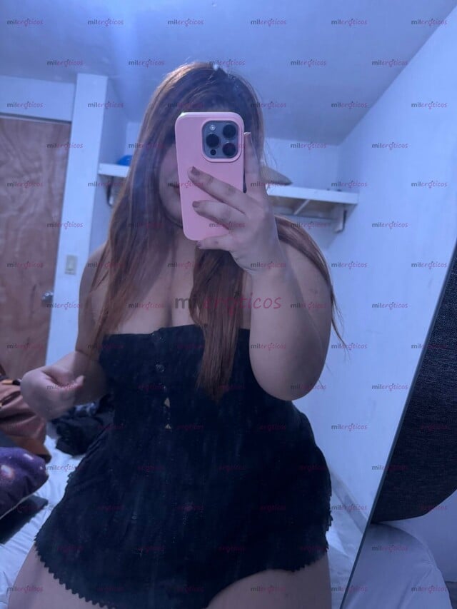 FOTOS DE SOFÍA CHICA CURVY BONITA, CHICHONA Y PIERNUDA