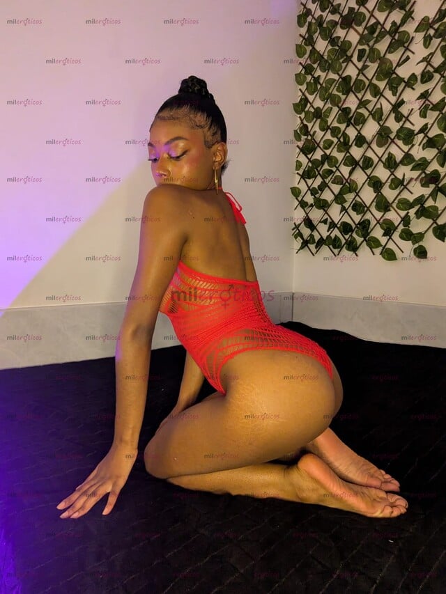 FOTOS DE SELENE DIOSA DE LA LUNA, NEGRA EXÓTICA DELGADA Y NALGONA