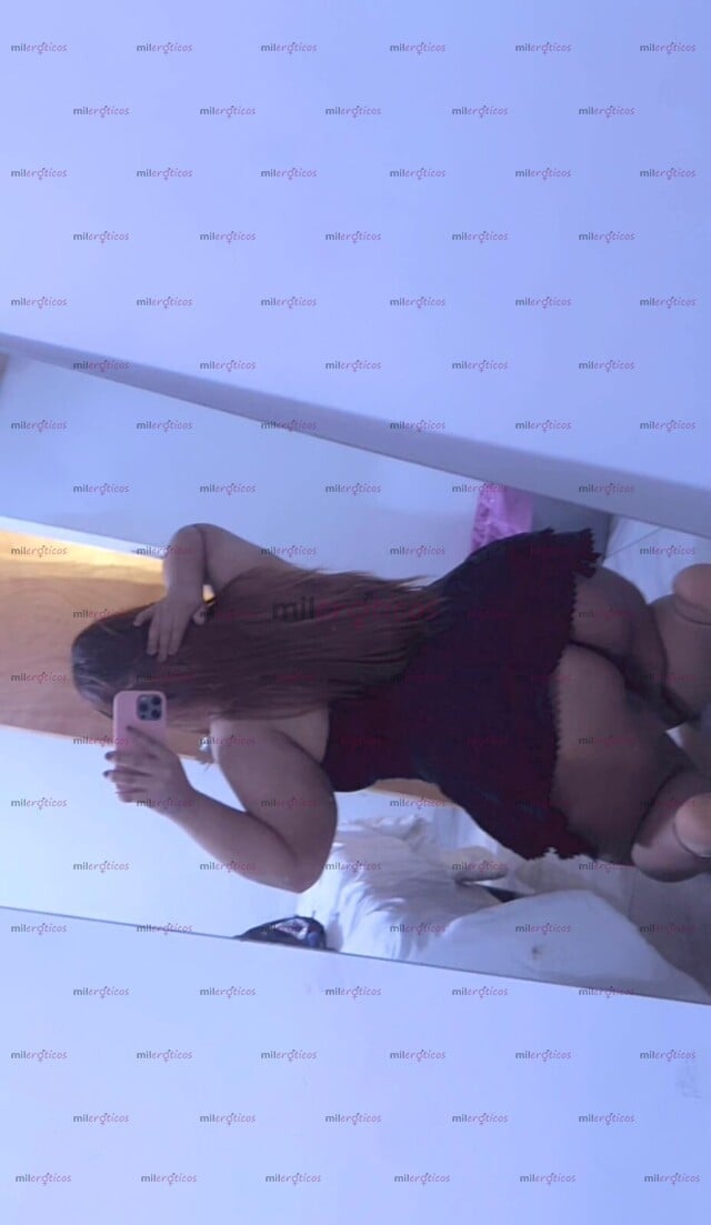 FOTOS DE SOFÍA CHICA CURVY BONITA, CHICHONA Y PIERNUDA