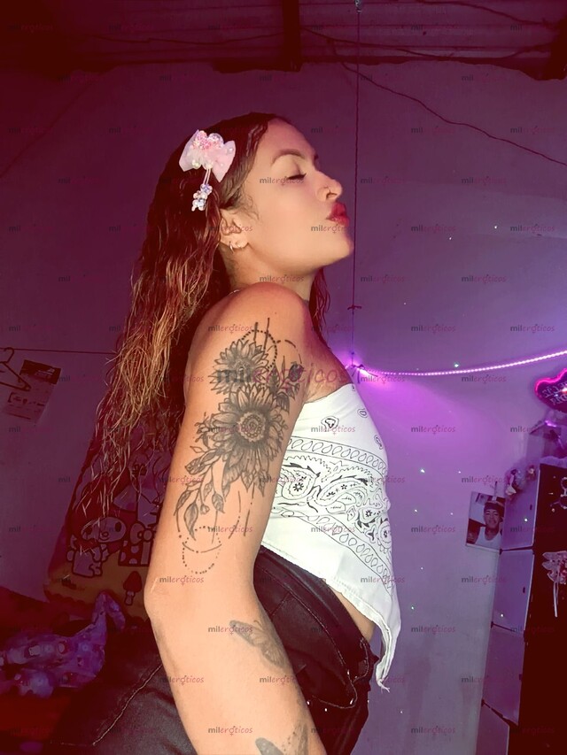 FOTOS DE HOLA MI NOMBRE ES MIA SOY BAJITA MIDO 1.50 SOY MORENA