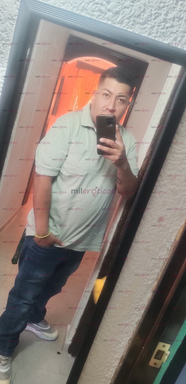 FOTOS DE HOMBRE LIMPIO DISCRETO LISTO PARA CUMPLIR TUS FANTASÍAS