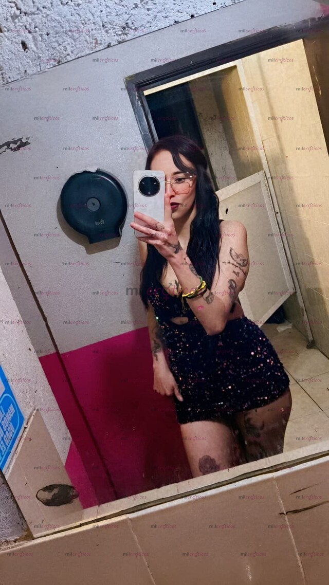 FOTOS DE FLAQUITA,CACHONDA Y JUGUETONA PARA COMPLACERTE SIN LIMITES