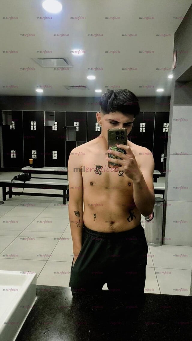 FOTOS DE CHAVITO TWINK CALIENTE Y VERGÓN LISTO PARA TI