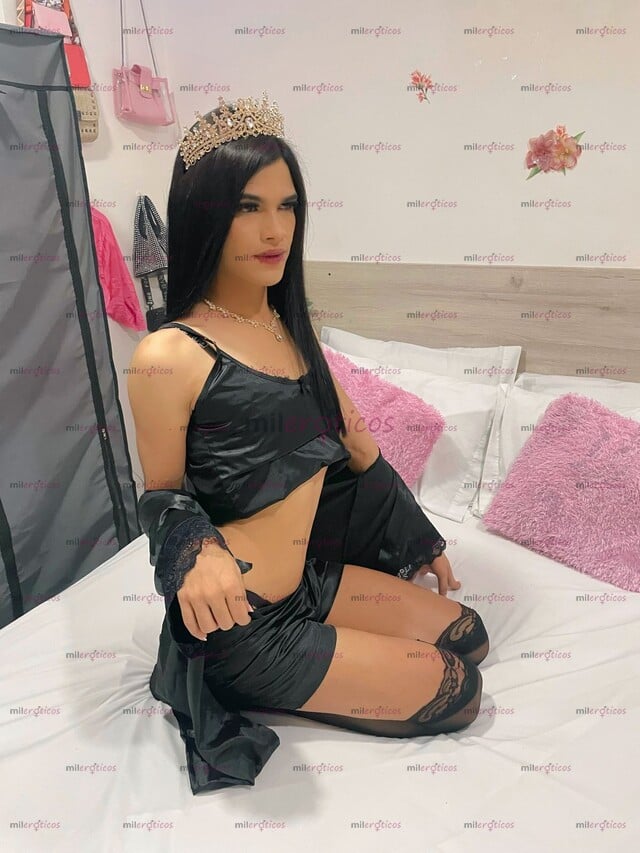 FOTOS DE SUMISA, CON CARA TIERNA Y MAMADA DELICIOSA