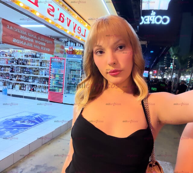 FOTOS DE CACHONDITA LINDA 22 AÑOS RUBIA MUY FEMENINA Y COMPLACIENTE