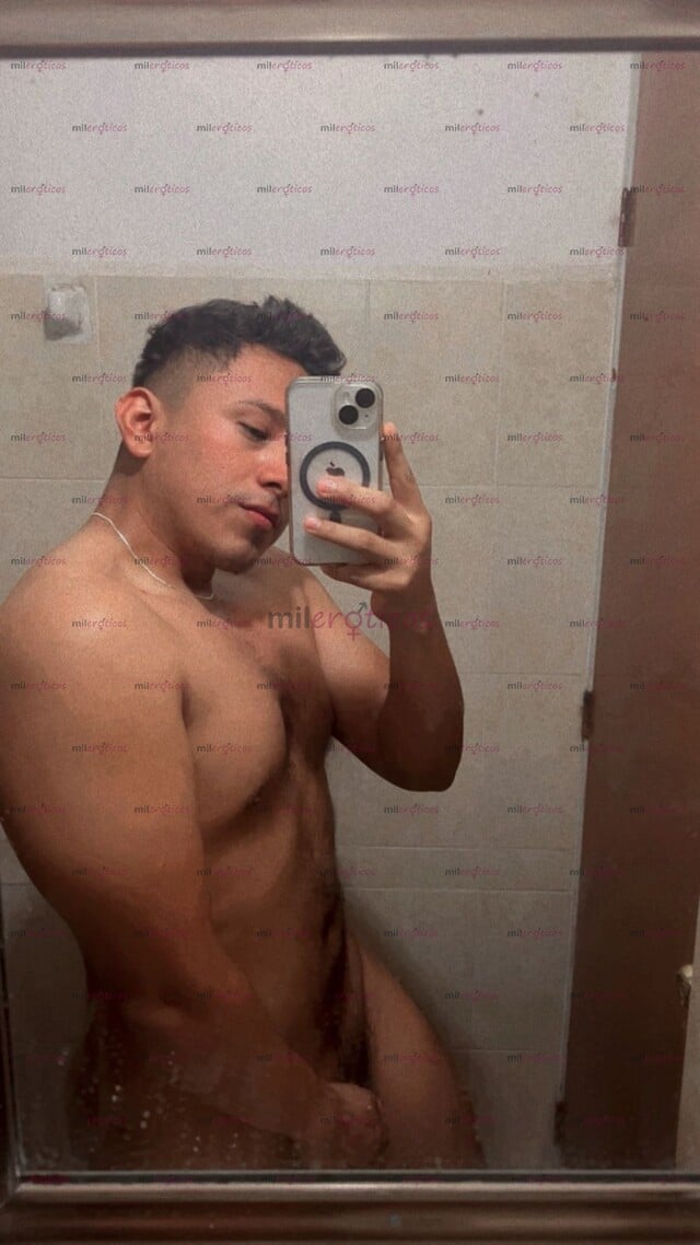 FOTOS DE CHICO CALIENTE INTER PAS LISTO PARA COMPLACER TUS FANTASÍAS Y PASARLA RICO