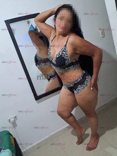FOTOS DE HOLA BEBÉ ME PRESENTO ME LLAMO SELENA SOY UNA CHICA BELLA SENSUAL ATRACTIVA