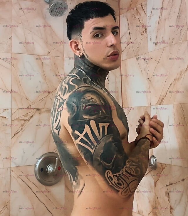 FOTOS DE NUEVO HOMBRE CHACAL TATUADO 100% RICO PARA COMPLACER TODAS TUS NECESIDADES