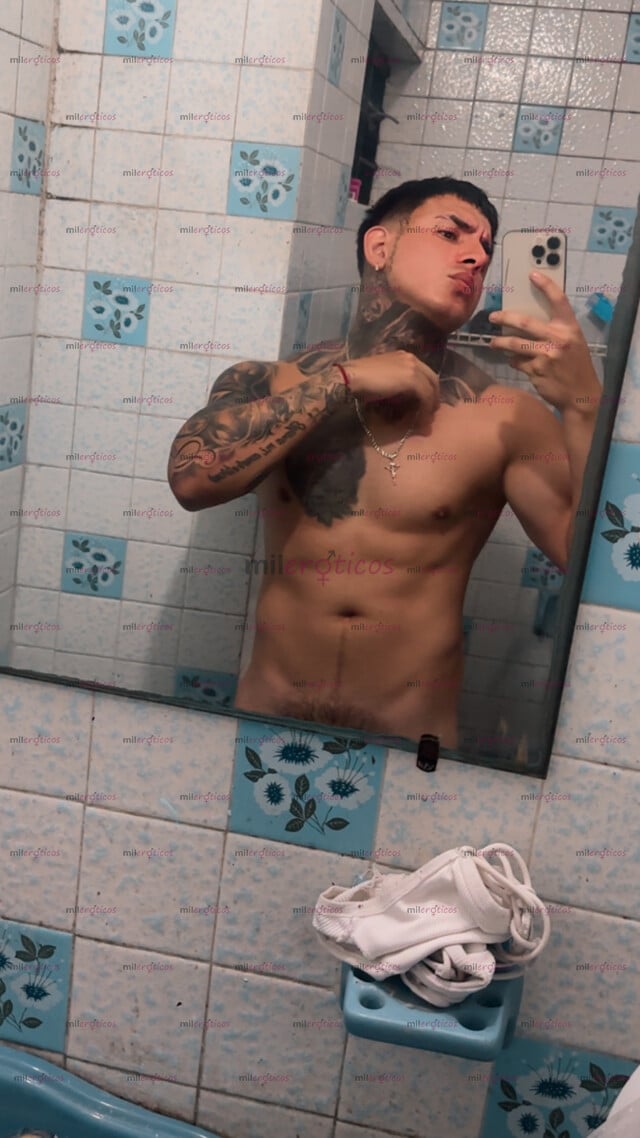 FOTOS DE NUEVO HOMBRE CHACAL TATUADO 100% RICO PARA COMPLACER TODAS TUS NECESIDADES