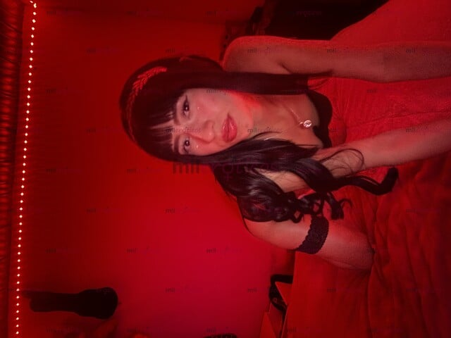 FOTOS DE FLACA ESBELTA CON MUCHAS GANAS DE CUMPL TUS FETICHES