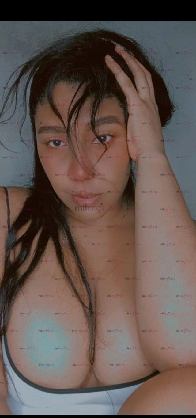 FOTOS DE LLENALE LA CARA DE LECHE A ESTA MORENA PERVERTIDA DISPONIBLE TODA PARA TI