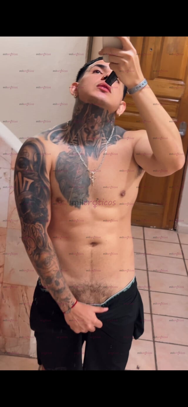 FOTOS DE NUEVO HOMBRE CHACAL TATUADO 100% RICO PARA COMPLACER TODAS TUS NECESIDADES