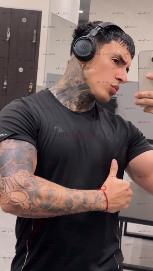 FOTOS DE NUEVO HOMBRE CHACAL TATUADO 100% RICO PARA COMPLACER TODAS TUS NECESIDADES