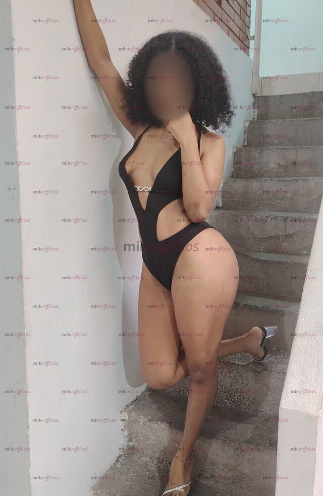 FOTOS DE KAREN SOY UNA CHICA MUY CALIENTE EN LA CAMA VEN TE HAGO EL AMOR SUPER RICO