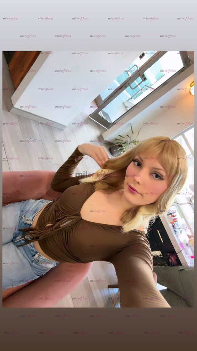 FOTOS DE 22 AÑOS, FLAQUITA NATURAL MUY COMPLACIENTE