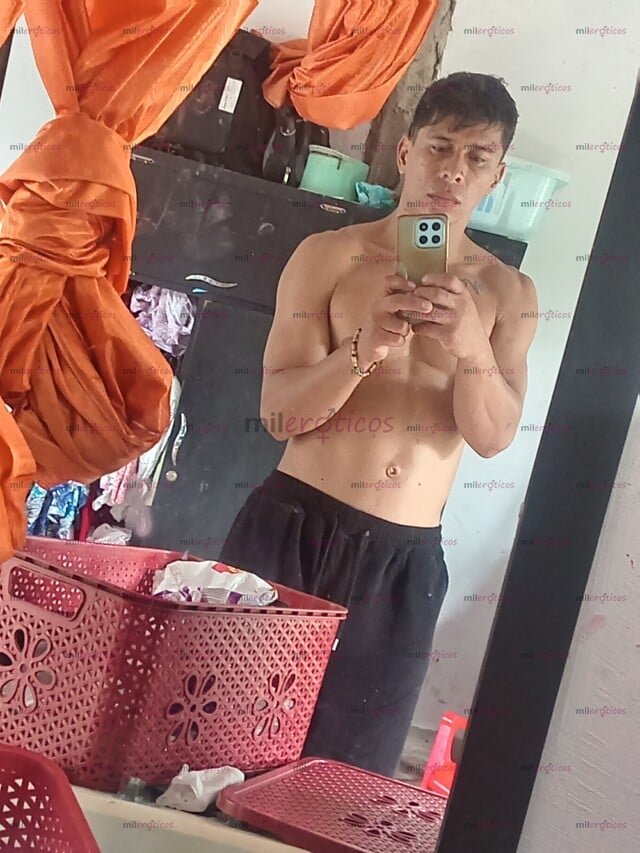 FOTOS DE MUCHO GUSTO ME PRESENTO MI NOMBRE ES CAMILO SOY UN CHICO DE 23 AÑOS SÚPER DOTADO