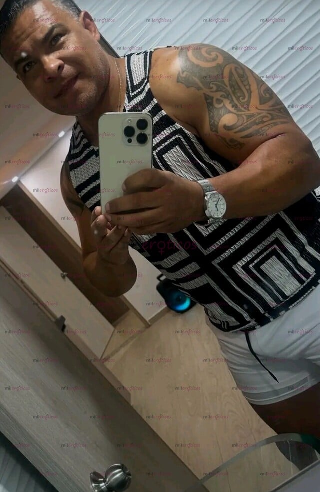 FOTOS DE HOMBRE MADURO PARA TU DISFRUTE,SE COMO ATENDER UNA DAMA