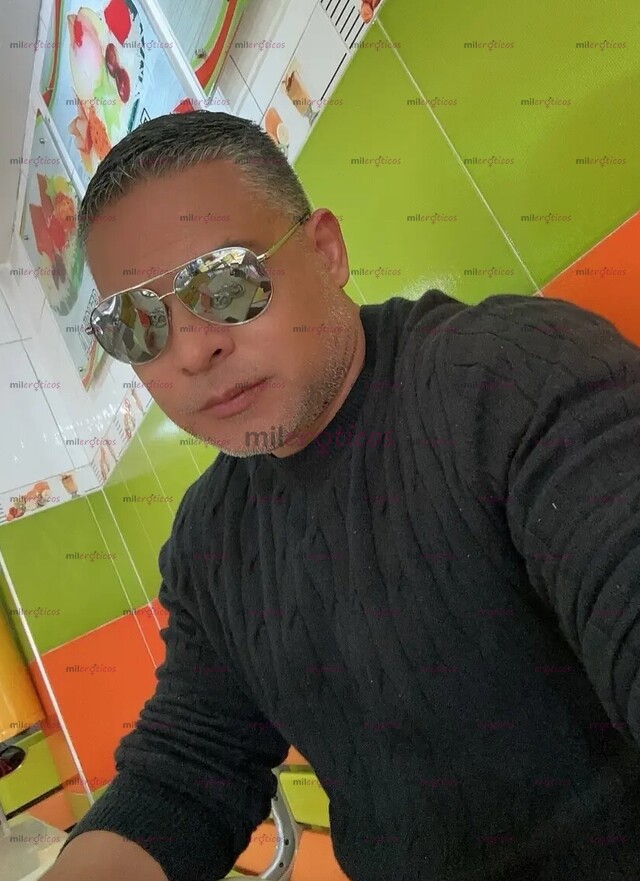 FOTOS DE HOMBRE MADURO PARA TU DISFRUTE,SE COMO ATENDER UNA DAMA