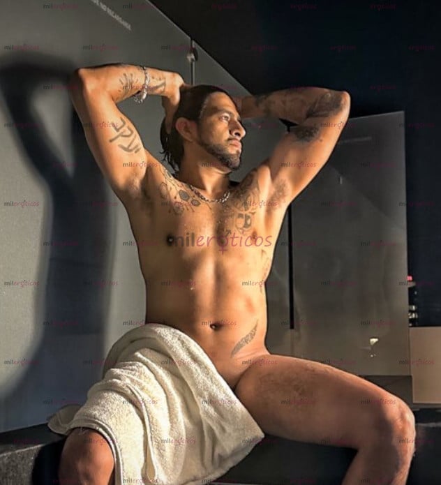 FOTOS DE ROBERTO BLACK ACOMPAÑANTE MASCULINO GUADALAJARA MASAJES ERÓTICOS Y SERVICIOS