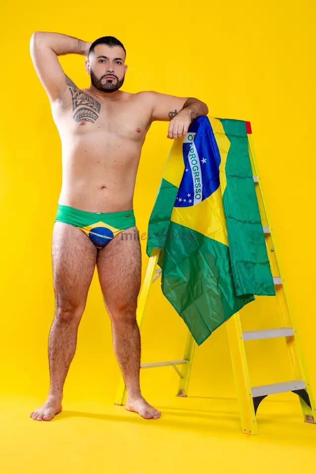 Super novidade primeira vez na cidade com local 24 h atendimento exclusivo para o publico masculino opa tranquilo obrigado por visitar meu perfil sou...