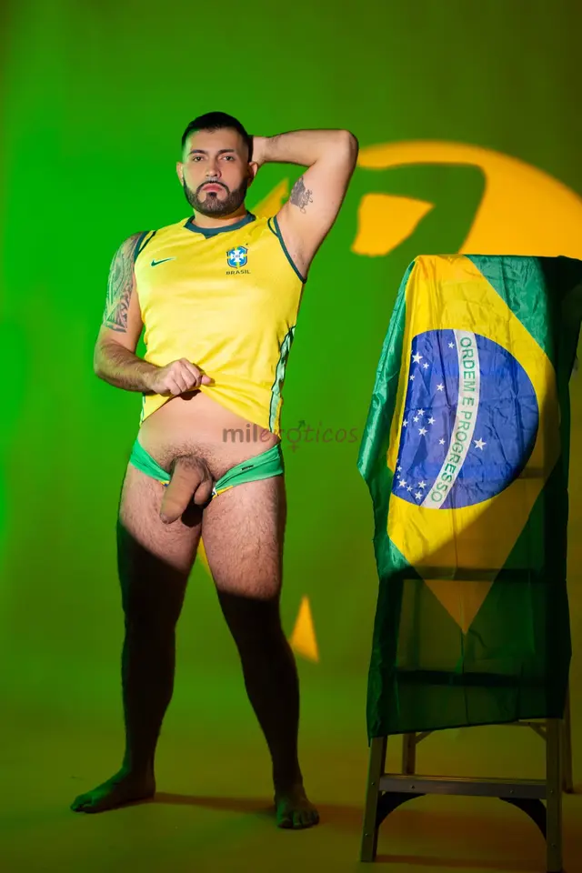 Super novidade primeira vez na cidade com local 24 h atendimento exclusivo para o publico masculino opa tranquilo obrigado por visitar meu perfil sou...