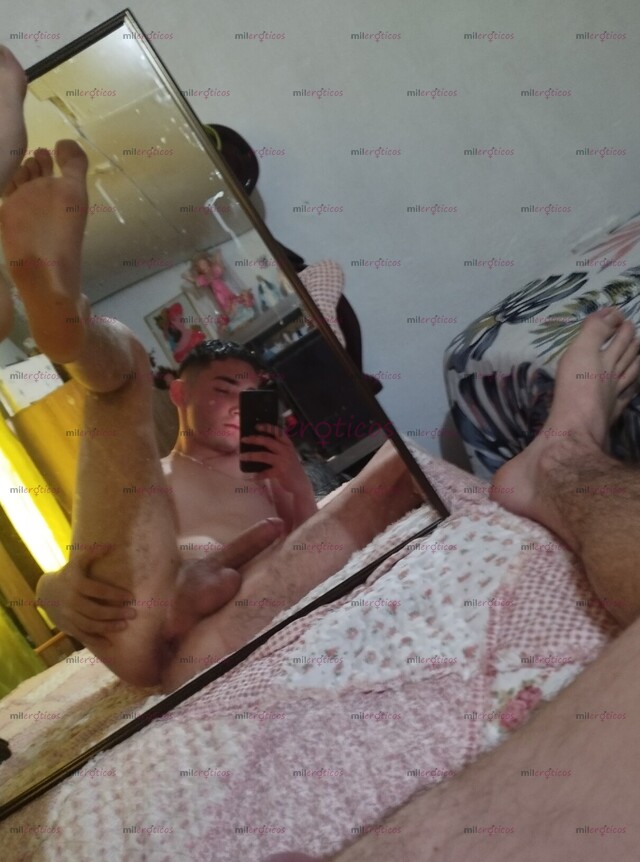FOTOS DE ABIRTO Y COMPLACIENTE, CHICO JOVEN Y DISPUESTO A CONOCER NUEVAS PERSONAS