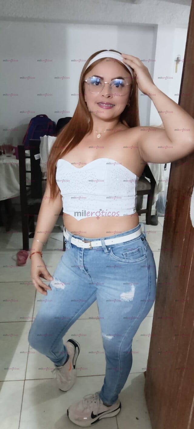 FOTOS DE HOLA, MI NOMBRE ES CARLA SOY BAJITA, MONITA DISPUESTA A COMPLACERTE