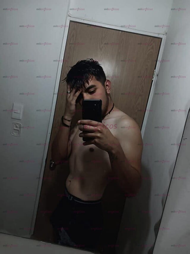 FOTOS DE JOVEN SEMI ATLÉTICO, BUEN ,MASAJE RELAJANTE,ETC