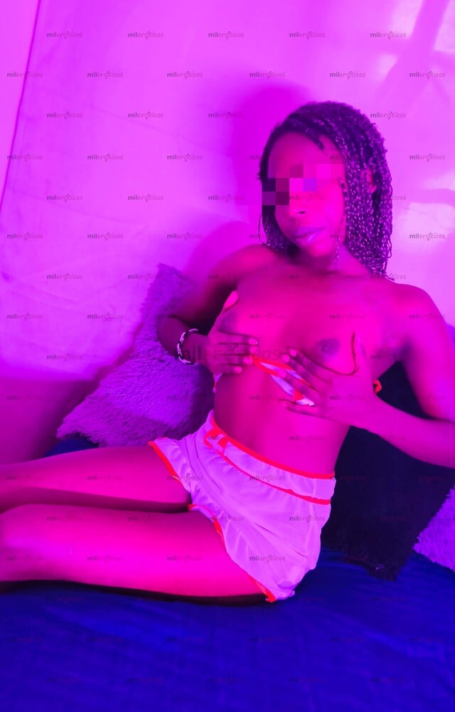 FOTOS DE RICA MORENITA 19 AÑOS JOVENCITA CON LA COSITA ROSADITA Y APRETADITA