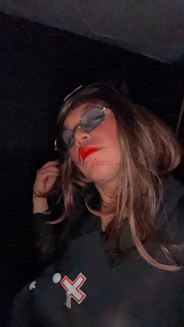 FOTOS DE VEN Y DEJATE LLEVAR EN MIS LABIOS ARDIENTES LLENOS DE PASION
