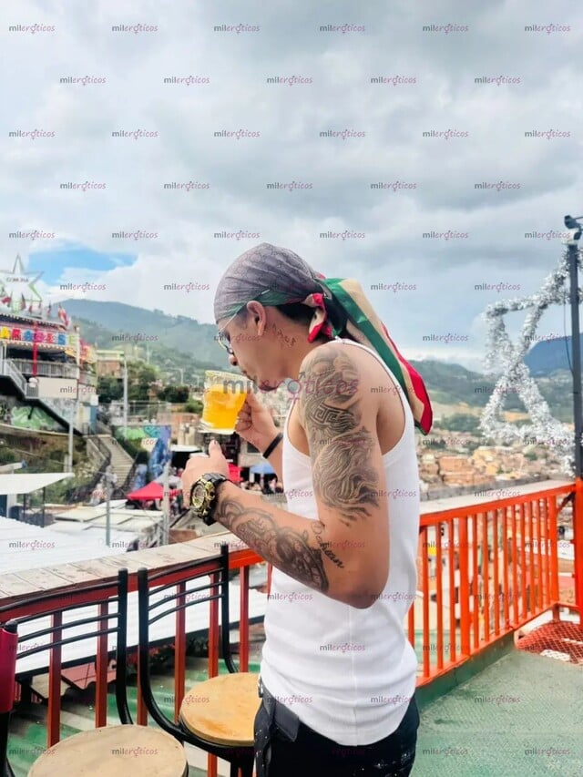 FOTOS DE HOLA , SOY UN CHICO CON MENTE ABIERTA DISPUESTO A CUMPLIR TUS FANTASIAS, FETICHE