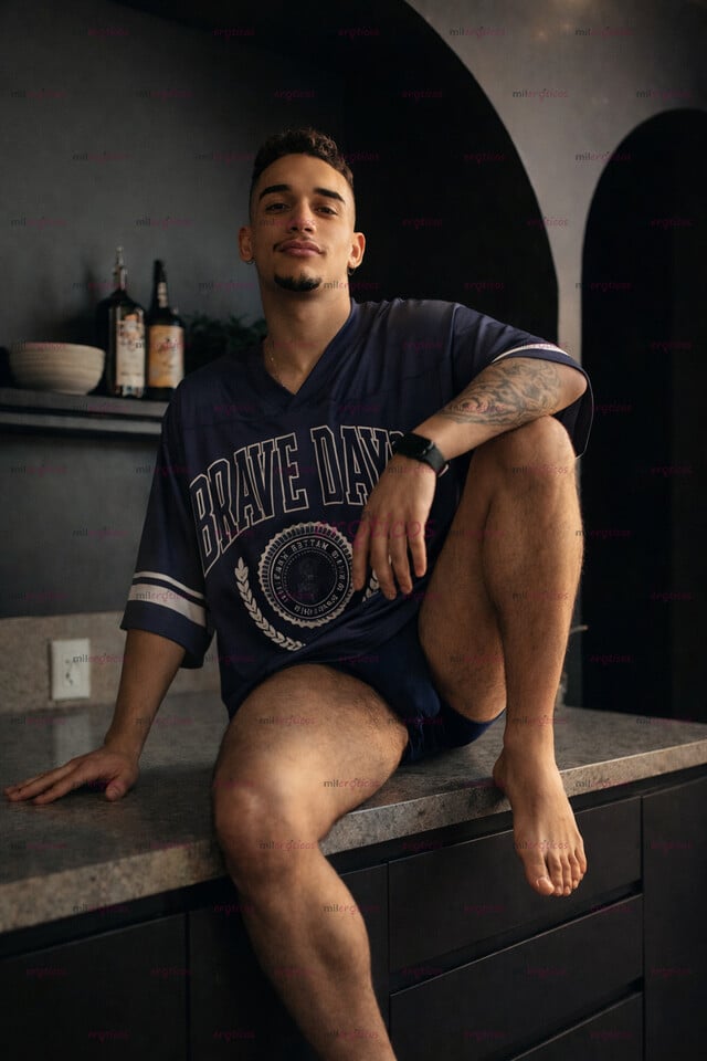 FOTOS DE XL BIEN GRUESO VENOSO, MORBOSO Y SIEMPRE ACTIVO