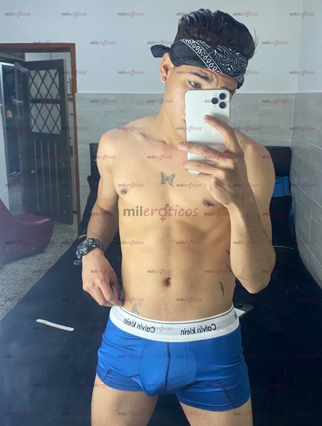 FOTOS DE BRYANT CHICO VENEZOLANO FLACO VERGON SUPER CALIENTE Y PARCHADO