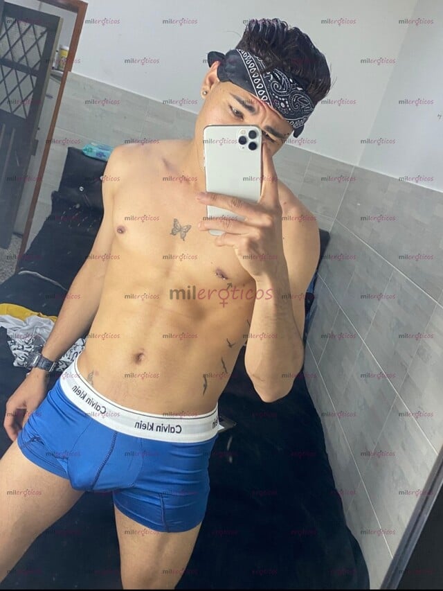 FOTOS DE BRYANT CHICO VENEZOLANO FLACO VERGON SUPER CALIENTE Y PARCHADO
